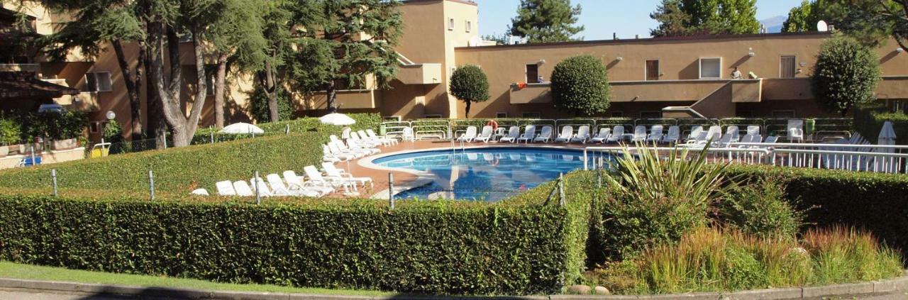 La Madonnina Vacation Flats Apartment Пескиера дел Гарда Екстериор снимка