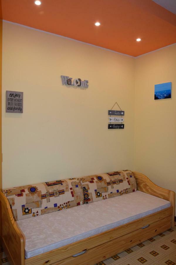 La Madonnina Vacation Flats Apartment Пескиера дел Гарда Екстериор снимка